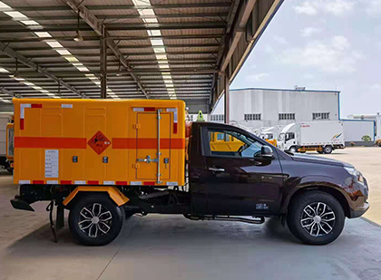 汝城爆破器材运输车
