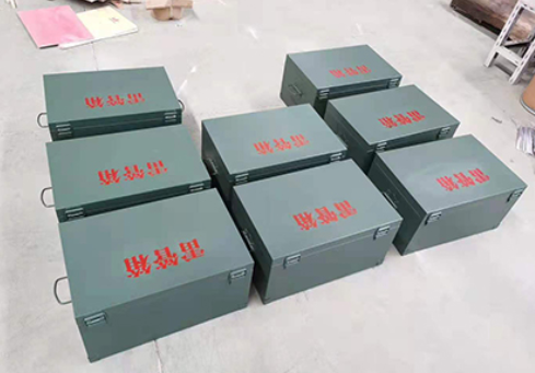 汝城炸药箱和雷管箱一般是怎么存放的？
